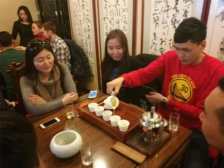 “茶”无国界——2017年度留学生茶文化体验活动拉开序幕